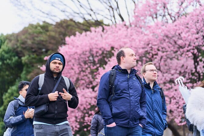 Tokyo Castle & Imperial PalaceーShogun Walking Tour - Starting at Sakurada Tatsumi Yagura