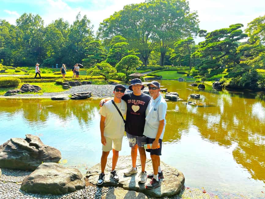 Tokyo: Edo Castle Ruins & Imperial Palace East Garden Tour - Passing through Otemon Gate