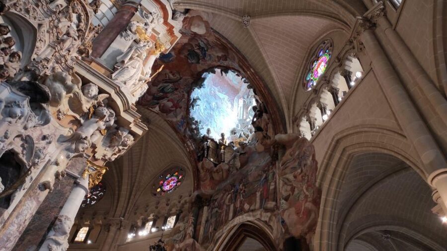 Toledo: Cathedral, Alcazar, Monastery, Jewish Quarter Tour - Starting above Toledo in the San Miguel area