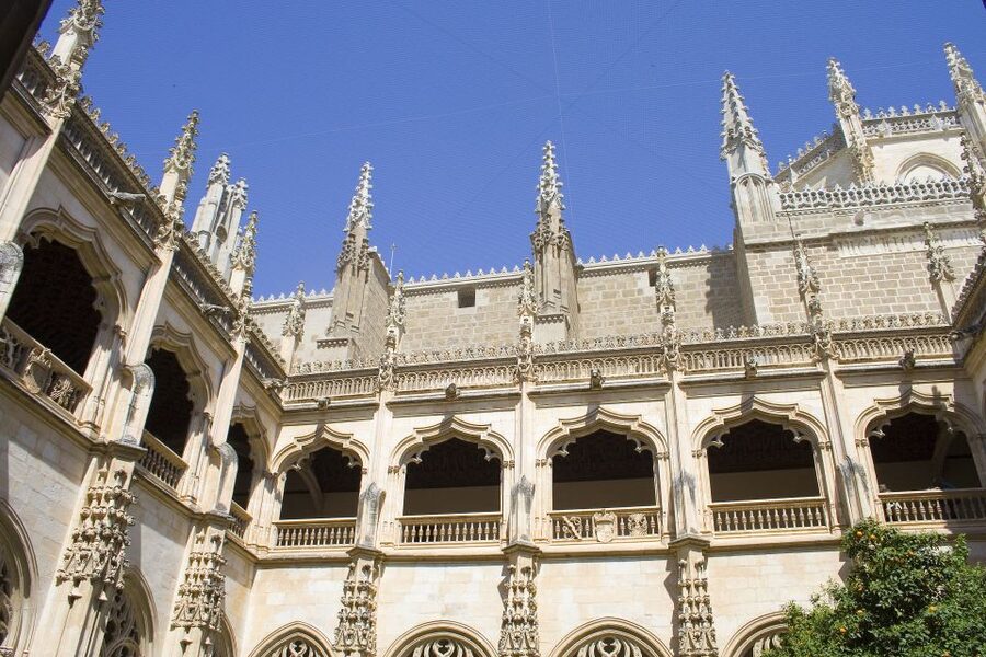 Toledo Complete with Alcazar and Cathedral - Walking from Plaza de Zocodover into old Toledo