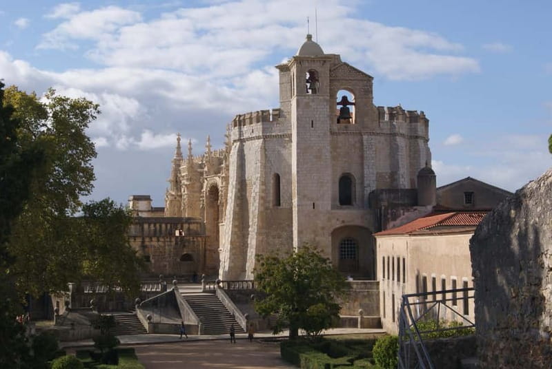 Tomar Walking Tour : Templar, Castle, Food, Ceramics, Fun! - Key points at a glance