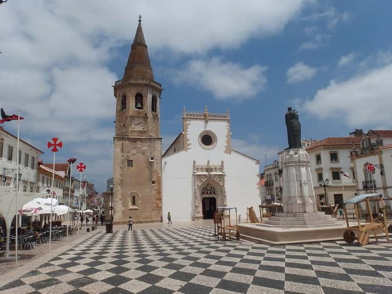 Tomar Walking Tour : Templar, Castle, Food, Ceramics, Fun! - Climbing Tomar Castle for the views
