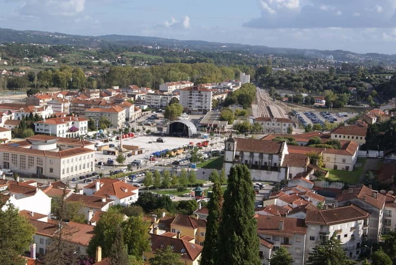 Tomar Walking Tour : Templar, Castle, Food, Ceramics, Fun! - Ceramics, markets, and practical local advice