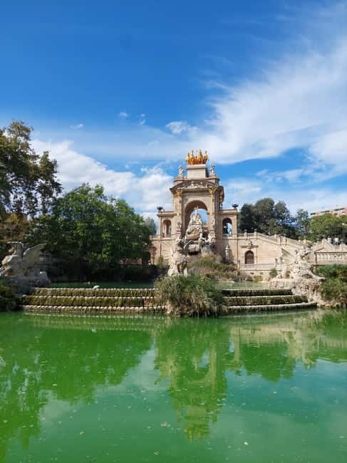 Tour of Barceloneta and the Citadel Park - Parliament of Catalonia and Barcelona’s political past