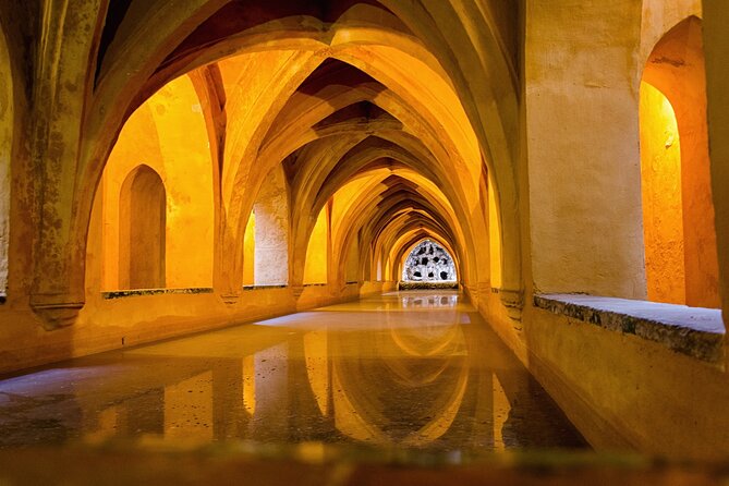 Tour of the Alcazar of Seville - Meeting at Calle Hernando Colón 6
