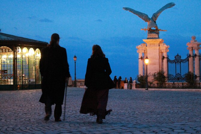 True Crime Walking Tour in the Buda Castle district - What Joe’s guide style adds