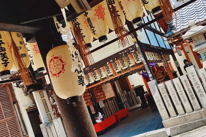 Ultimate Osaka Walking Tour: Castle, Dotonbori & Hidden Gems - Shinsekai and old Osaka atmosphere