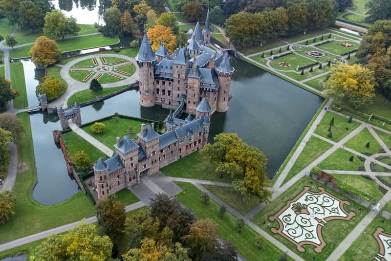 Utrecht: De Haar Castle + Gardens Entry Ticket - Picnic time, food, and practical comfort