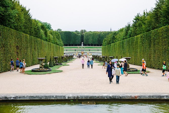 Versailles Château and Gardens Walking Tour - Why the gardens deserve your morning