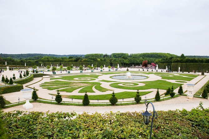 Versailles Château and Gardens Walking Tour - What happens at the Tapis Vert and Grand Canal