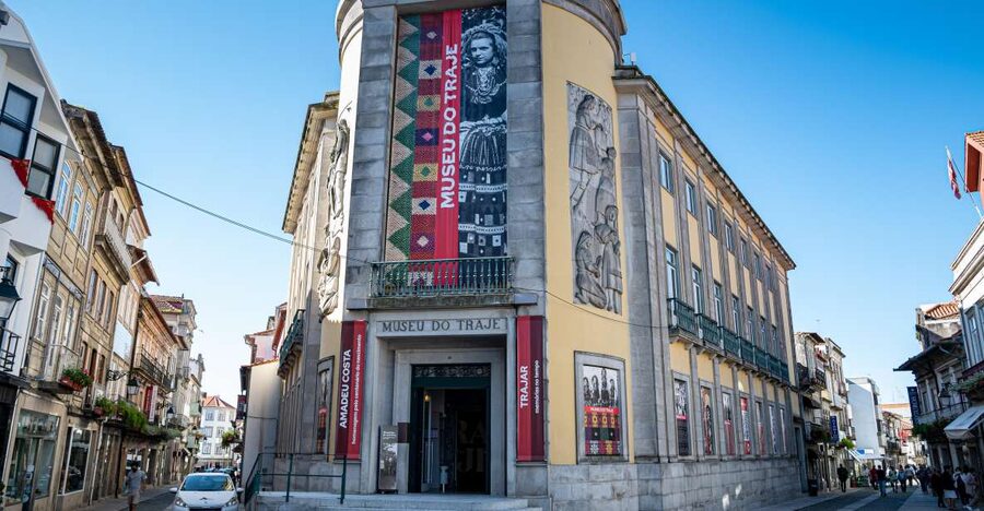 Viana do Castelo Costume Museum - A museum inside the former Bank of Portugal