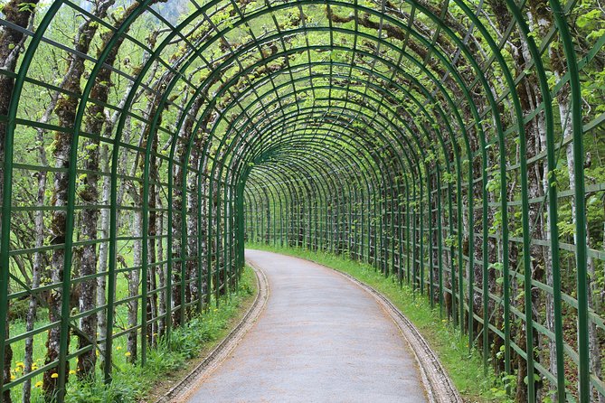 VIP Day Trip Neuschwanstein and Linderhof Castle from Munich - Why this is a smart way to see Bavaria’s castles