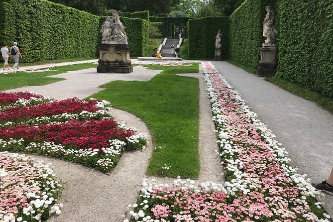 VIP Day Trip Neuschwanstein and Linderhof Castle from Munich - Walking and seasonal conditions deserve serious attention