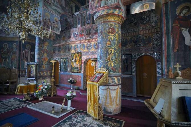Vlad the Impaler Royal Court from Târgoviște, Peleș Castle and Dracula grave - Why this route works from Bucharest