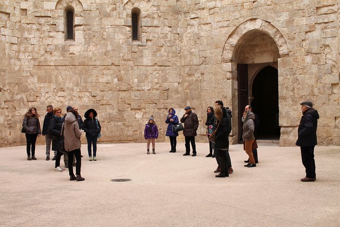 Walking tour Castel del Monte Unesco site - Timing, access, and practical concerns