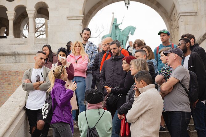 Walking tour in the Buda Castle incl. Fisherman's Bastion - Karmelita Monastery and present-day power