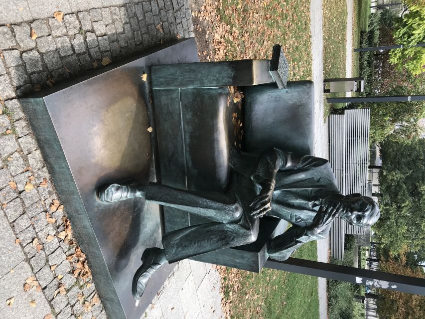 Warsaw: Skip-the-Line Royal Castle Guided Tour - Should You Book It?