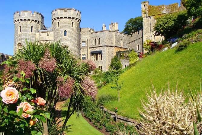 Windsor Castle, Stonehenge & Bath Private Car Tour from London - One long day, three very different chapters of England